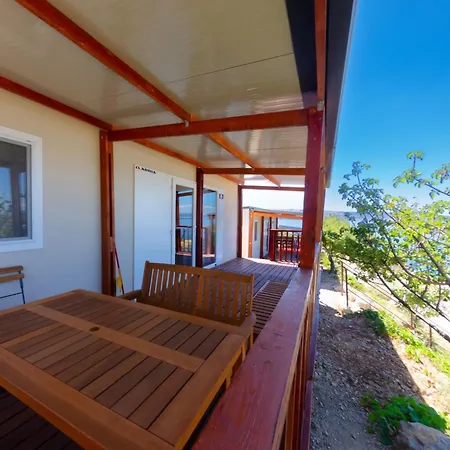 Mobilheim Adria Family Mit Pool By Interhome Appartamento Klenovica